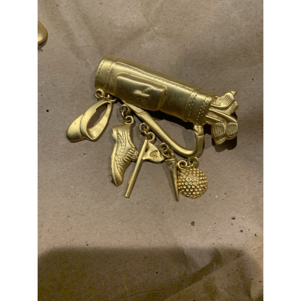 JJ Jewelry Gold Tone Golf Bag Charms Brooch Pin with Bonus Avon Golf Pin Set